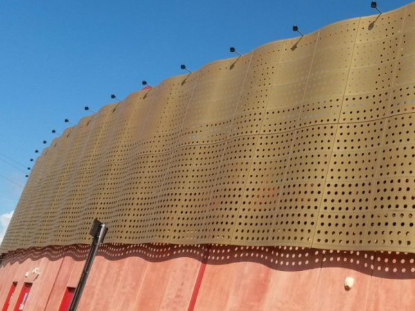 什么樣的幕墻才能稱為U形鋁單板幕墻，帶您了解U型鋁單板建筑設(shè)計(jì)跟生產(chǎn)工藝